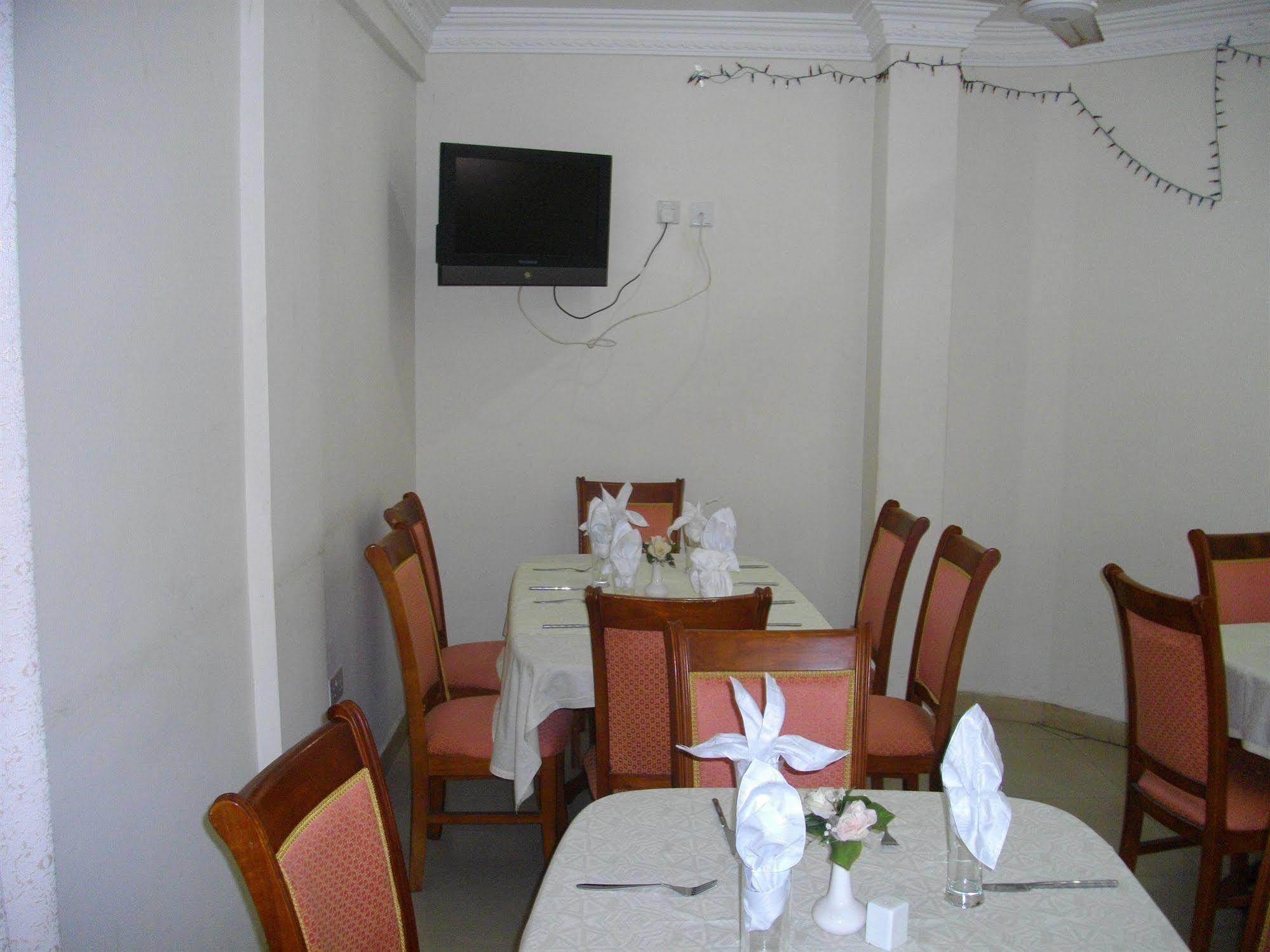 De Holiday Beach Hotel Kokrobite Zewnętrze zdjęcie