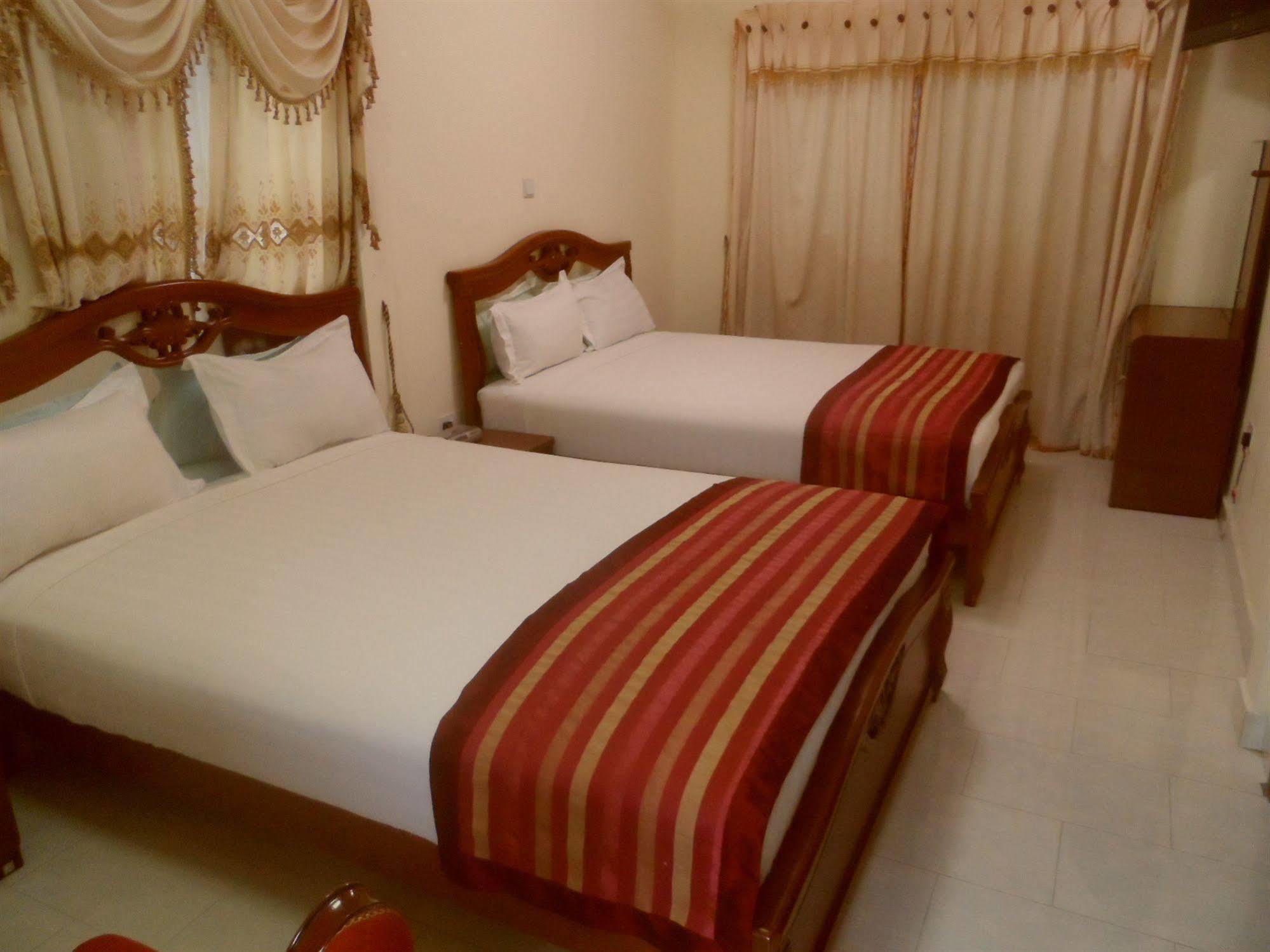 De Holiday Beach Hotel Kokrobite Zewnętrze zdjęcie