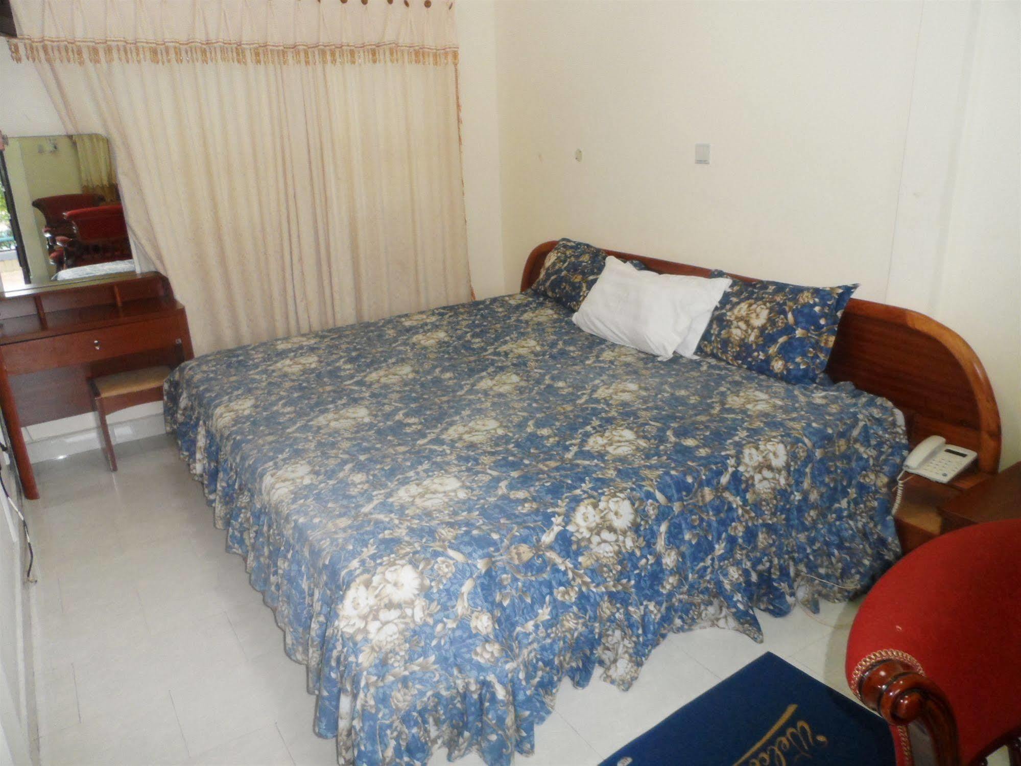 De Holiday Beach Hotel Kokrobite Zewnętrze zdjęcie