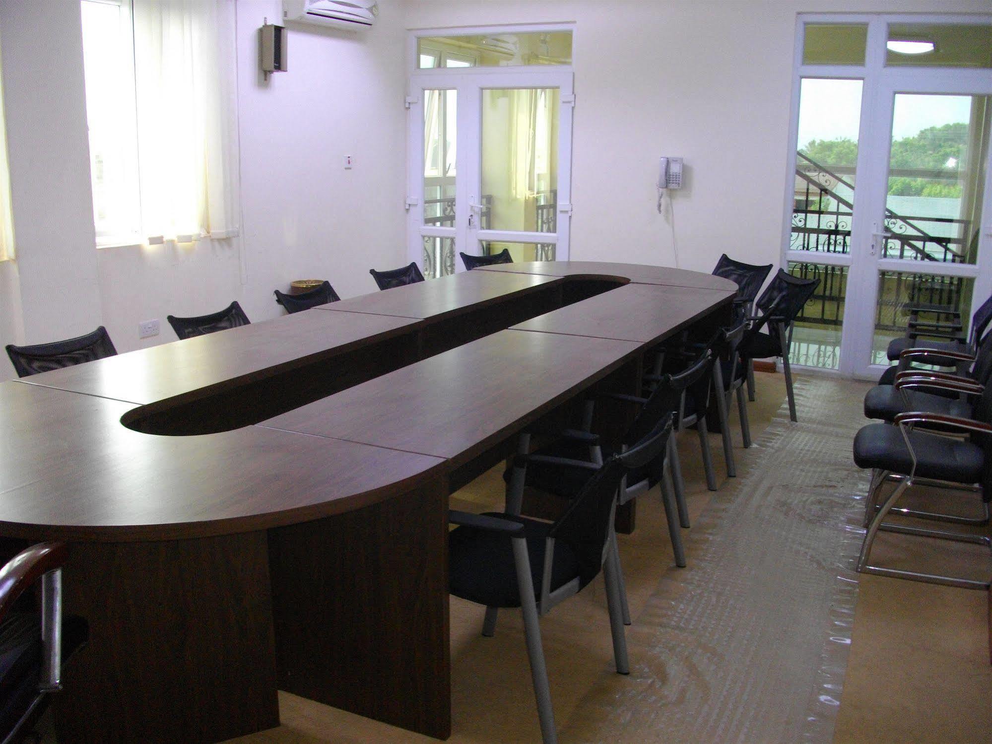 De Holiday Beach Hotel Kokrobite Zewnętrze zdjęcie